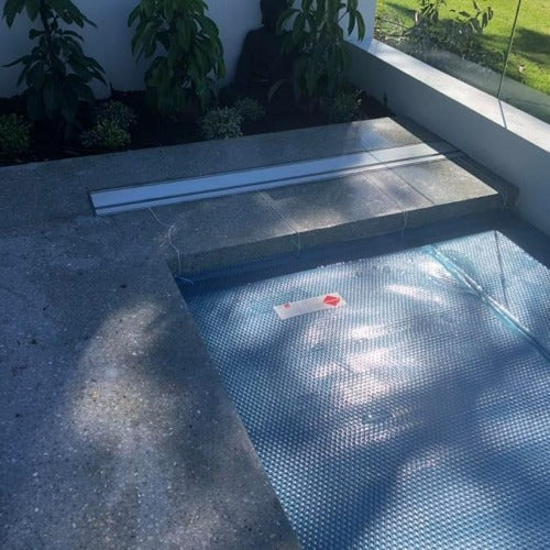 Large Daisy Below Ground Box Roller for residential swimming pools