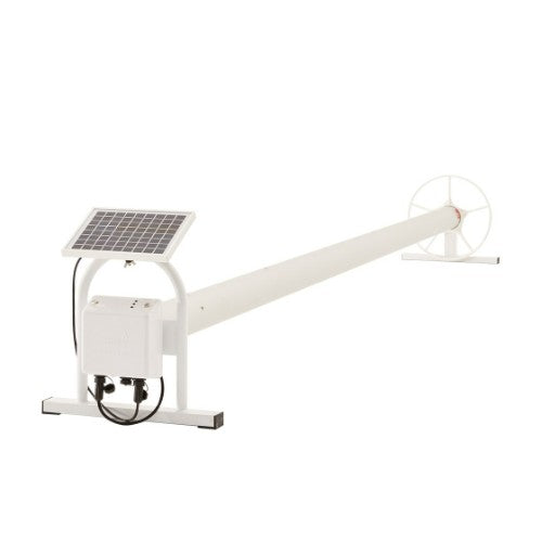 Daisy Power SQ electric pool roller with integrated solar panel
