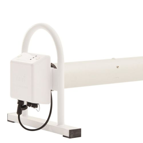 Low-profile Daisy Power SQ motorised pool cover roller