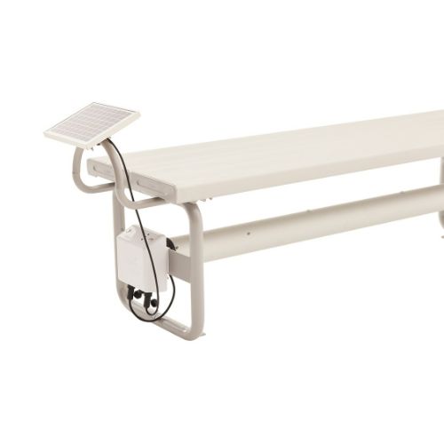 Electric concealed pool cover roller with integrated aluminium bench seating